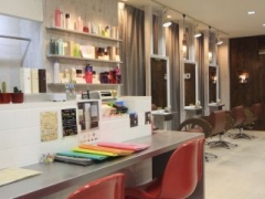 エリアNo1を目指し、5年連続業績アップ！！ - OPAS Hair&Nail design